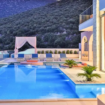 Rosy Dreamy Ultra Luxury Kaş