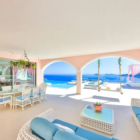 Rosy Dreamy Ultra Luxury * Kaş