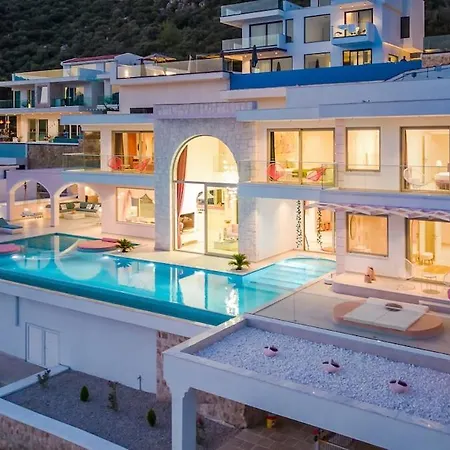 Rosy Dreamy Ultra Luxury Kaş